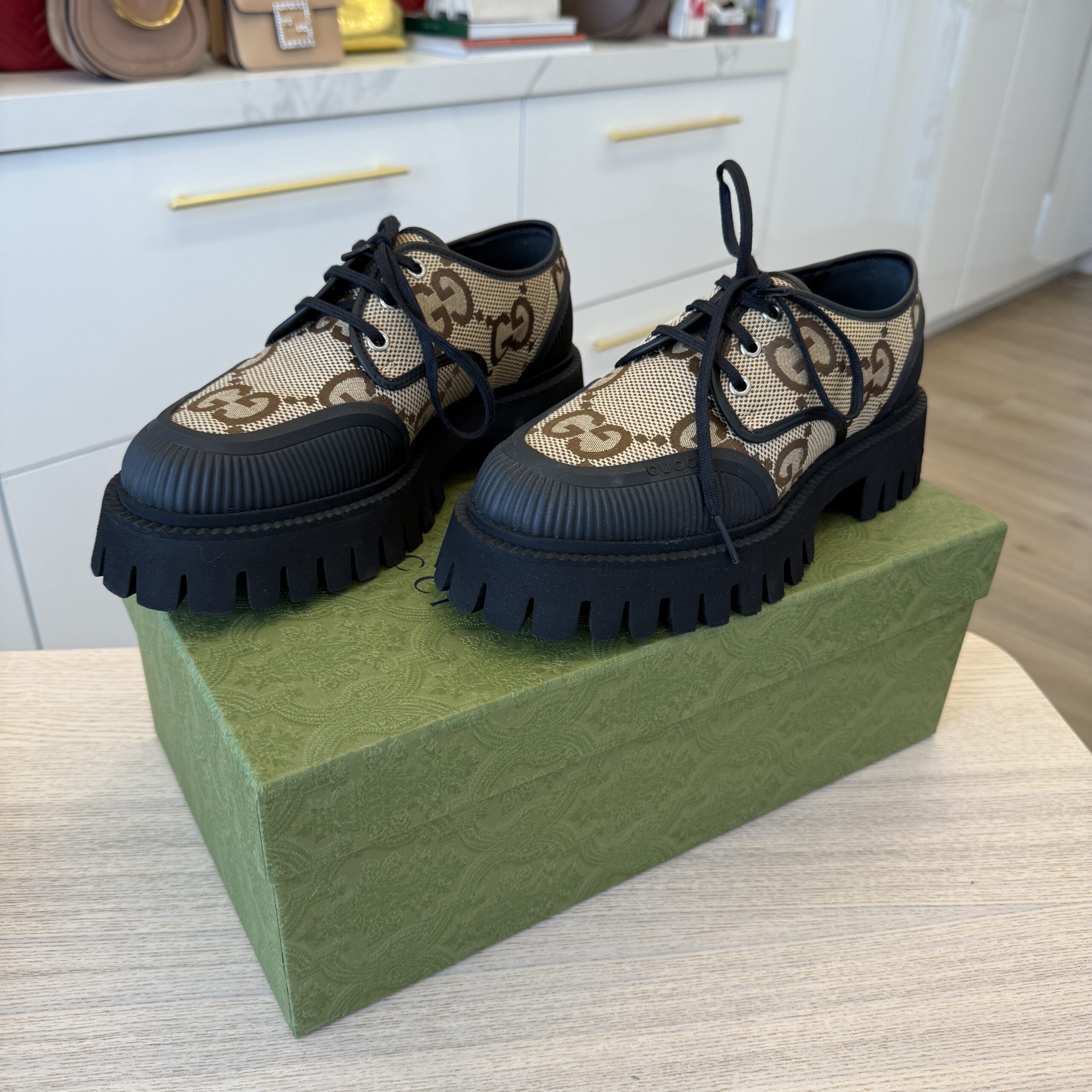 Gucci Maxi GG Supreme Canvas Lace-up Mens 4.5 (Women's 8)