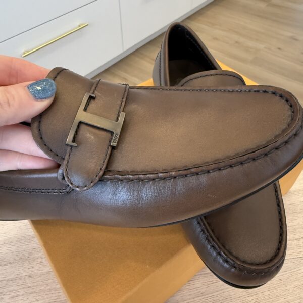 TOD's Brown Leather Loafers Size 4 (Women's 8)