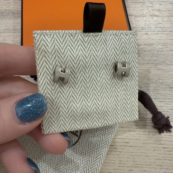 Hermes Gold Lacquered Mini Pop H Earrings Marron Glacé