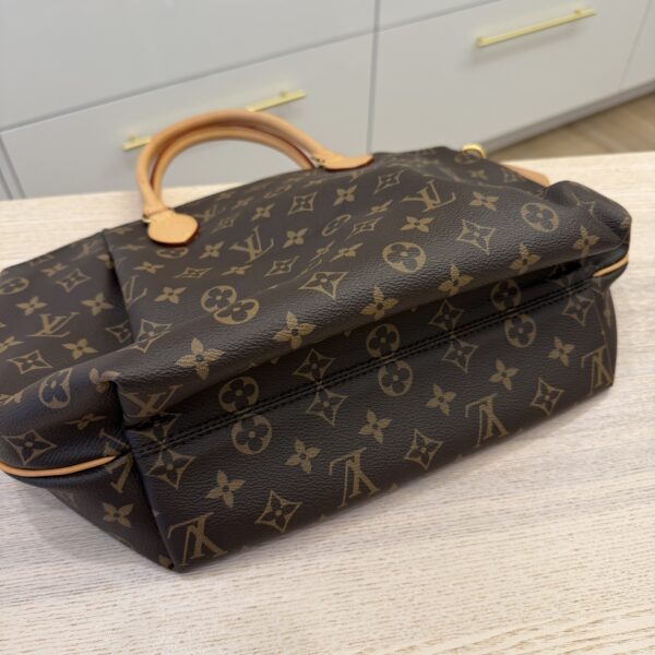 Louis Vuitton Monogram Turenne MM