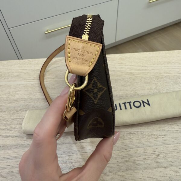 Louis Vuitton Monogram Pochette Accessoires NM