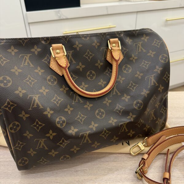 Louis Vuitton Monogram Speedy 35 Bandouliere