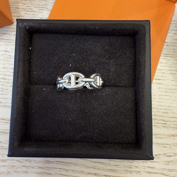 Hermes Chaine d'ancre Enchainee ring, Small Model Size 51