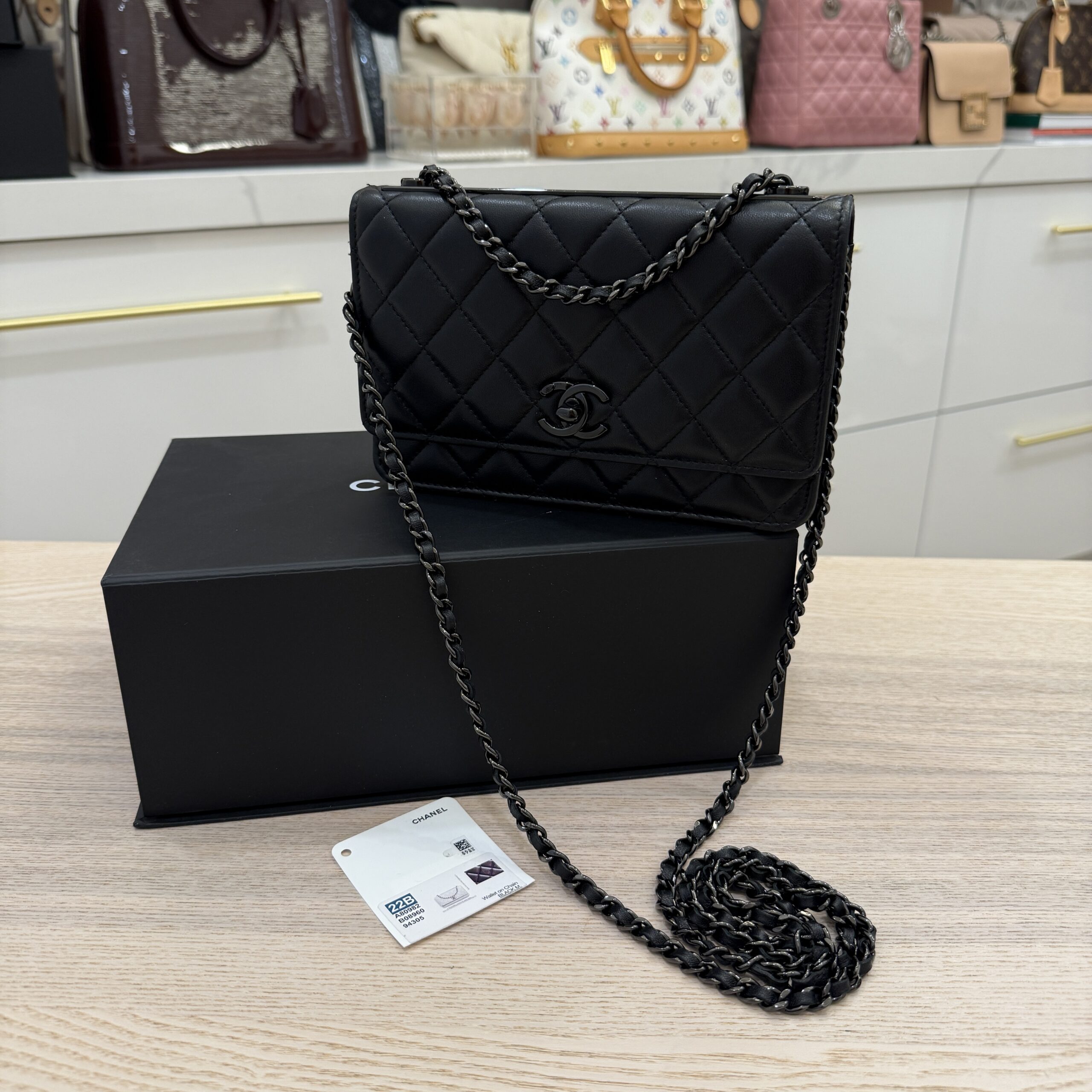Chanel Lambskin Quilted Trendy CC Wallet On Chain WOC So Black / Black Hardware