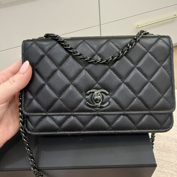 Chanel Lambskin Quilted Trendy CC Wallet On Chain WOC So Black / Black Hardware