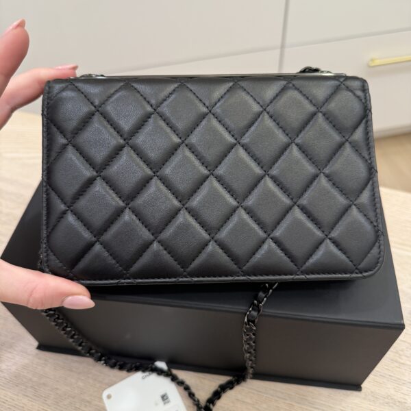 Chanel Lambskin Quilted Trendy CC Wallet On Chain WOC So Black / Black Hardware