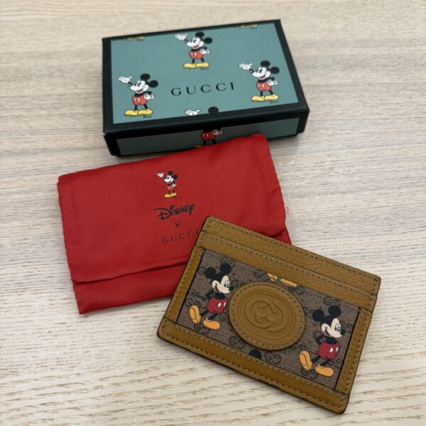 Gucci X DISNEY Mini Vintage GG Supreme Monogram Mickey Mouse Card Holder Beige Vintage Sun Oil