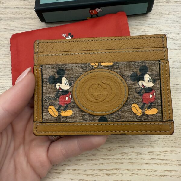 Gucci X DISNEY Mini Vintage GG Supreme Monogram Mickey Mouse Card Holder Beige Vintage Sun Oil
