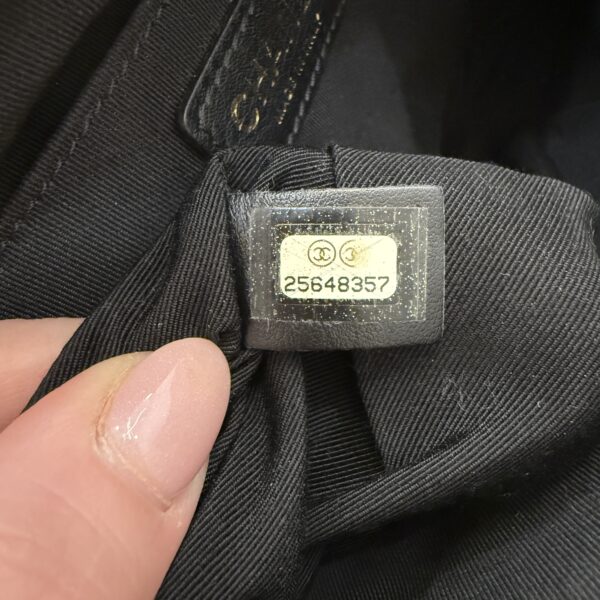 Chanel Crumpled Lambskin Quilted Waist Bag Fanny Pack Black
