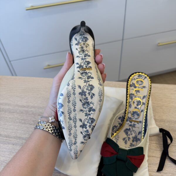 Gucci Malaga Kid Web Bow Mid Heel Mules 38 Black Vintage White