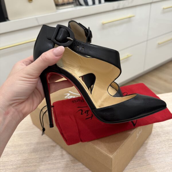 Christian Louboutin Shiny Nappa Sharpeta 100 Pumps 38 Black