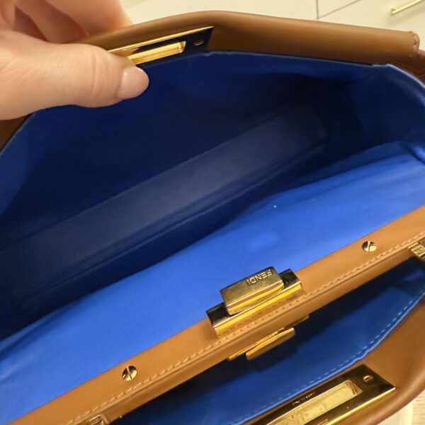 Fendi Vitello Morgan Shiny Nappa Medium Peekaboo Iconic Satchel Cuoio Bluette