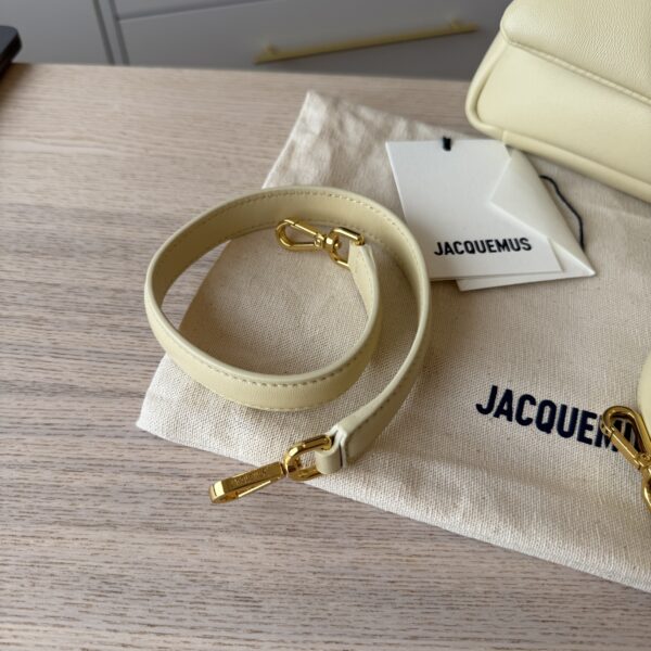Jacquemus Le Petit Bambimou Shoulder Bag Ivory