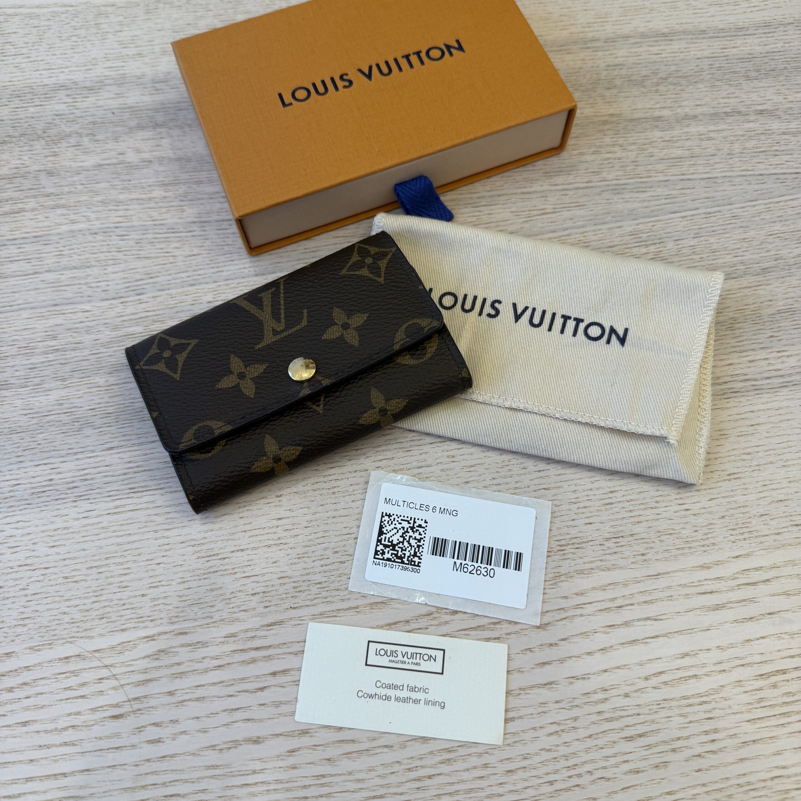Louis Vuitton Monogram 6 Key Holder