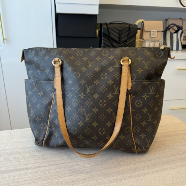 Louis Vuitton Monogram Totally GM