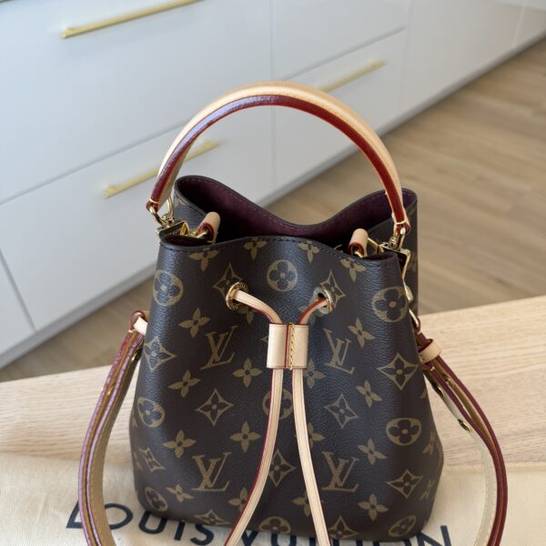 Louis Vuitton Monogram Néonoé BB
