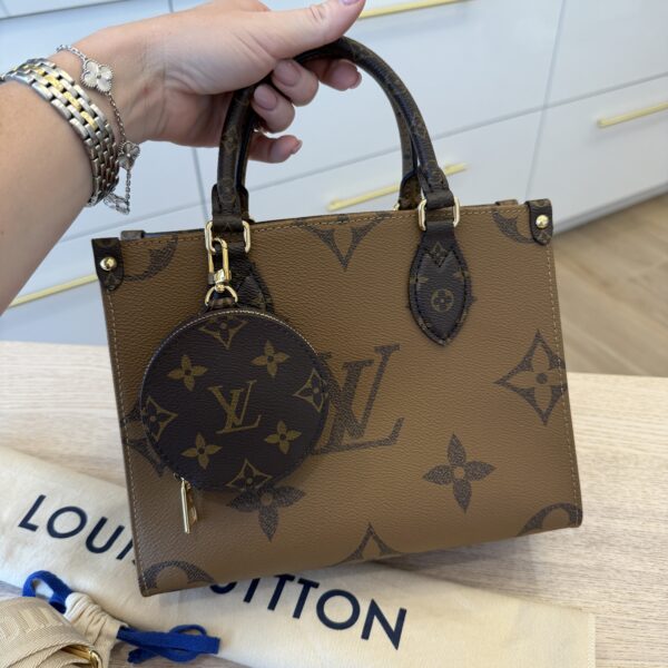 Louis Vuitton Reverse Monogram Giant Onthego PM