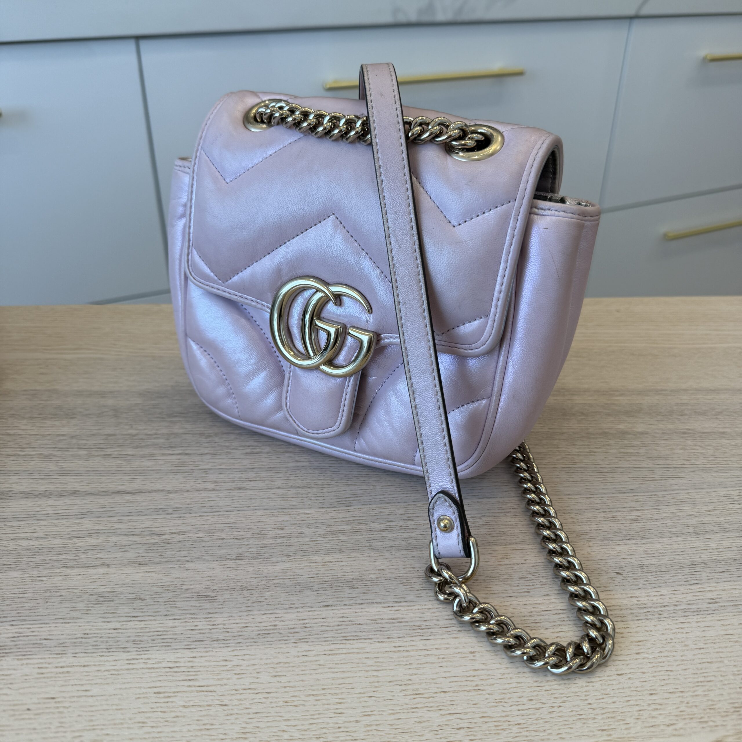 Gucci Iridescent Nappa Chevron Matelasse Mini GG Marmont Shoulder Bag Iridescent Escape Pink