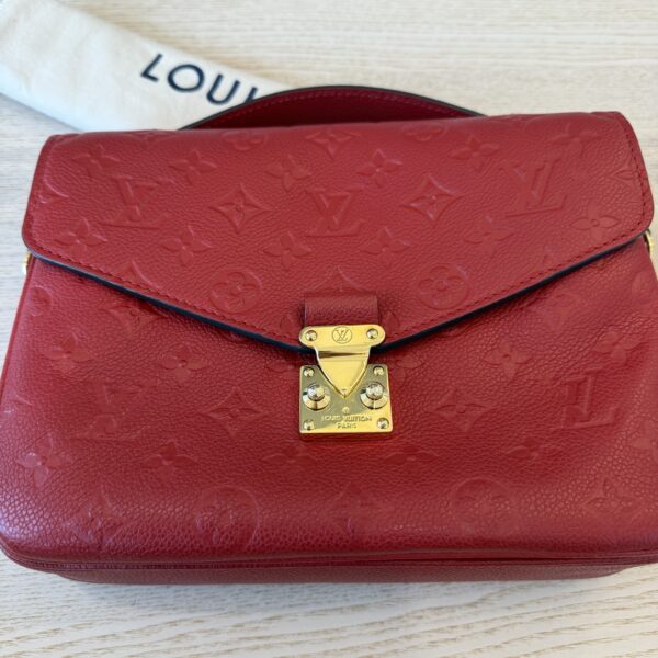 Louis Vuitton Empreinte Pochette Metis Cerise
