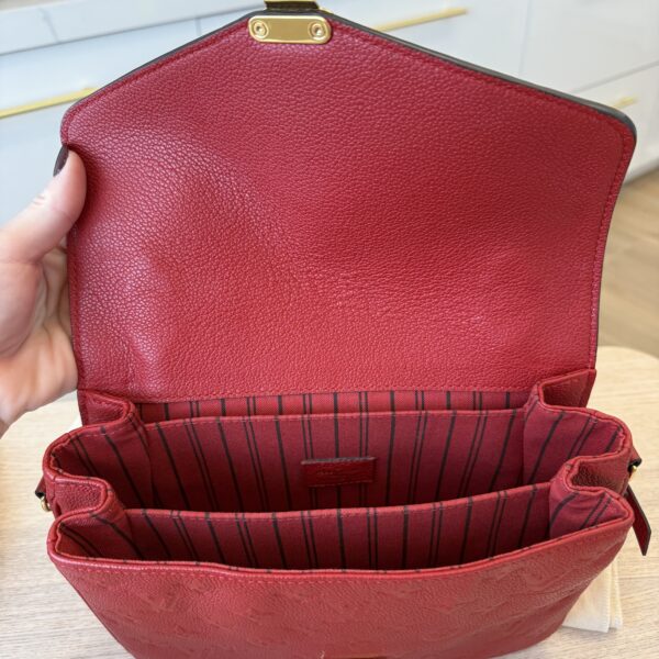 Louis Vuitton Empreinte Pochette Metis Cerise