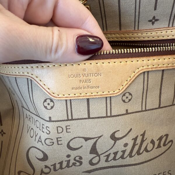 Louis Vuitton Monogram Neverfull GM Beige