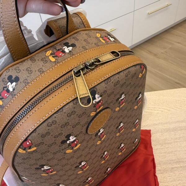 Gucci X DISNEY Mini Vintage GG Supreme Monogram Mickey Mouse Small Dome Backpack Beige Vintage Sun Oil