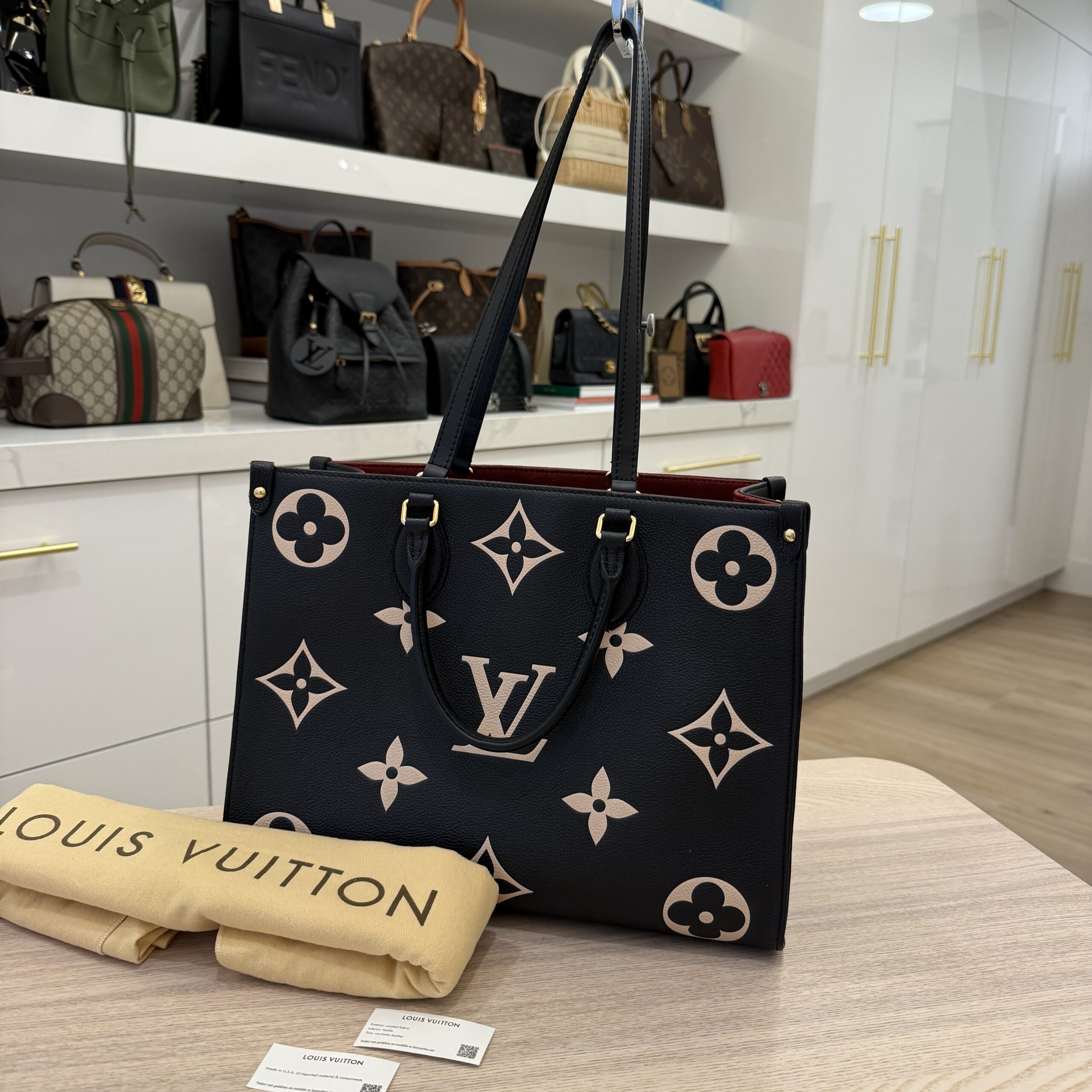 Louis Vuitton Empreinte Monogram Giant Onthego MM Black and Creme