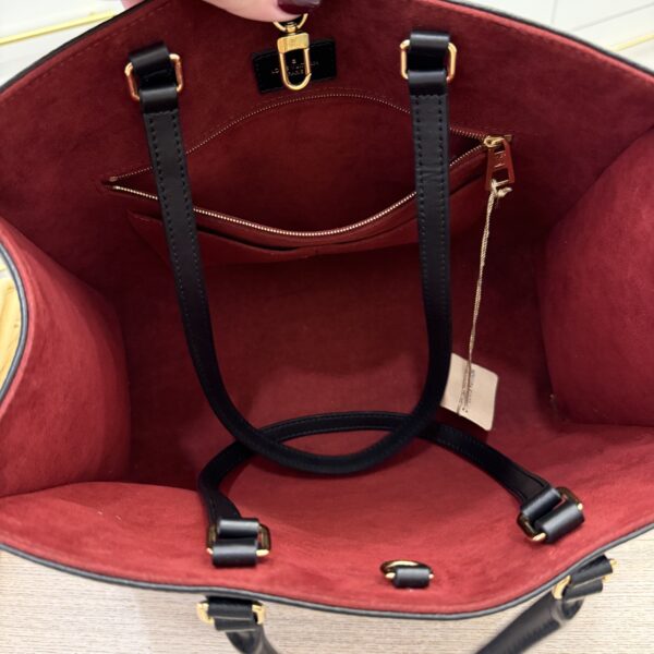 Louis Vuitton Empreinte Monogram Giant Onthego MM Black and Creme