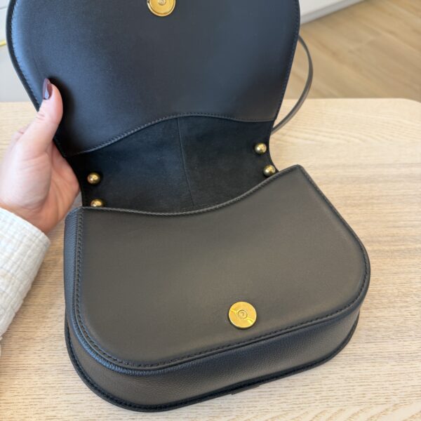Fendi Vitello Brenta Cher Medium Fendi C'mon Black