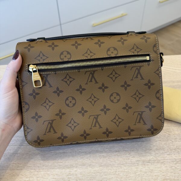 Louis Vuitton Monogram Reverse Pochette Metis