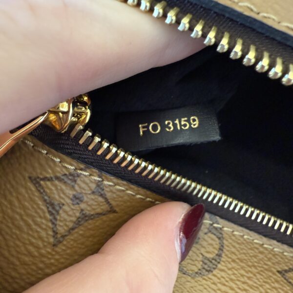 Louis Vuitton Monogram Reverse Pochette Metis