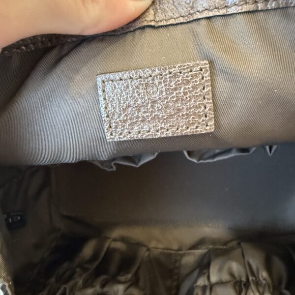 Gucci GG Supreme Monogram Textured Dollar Calfskin Web Small Savoy Toiletry Case Beige Ebony