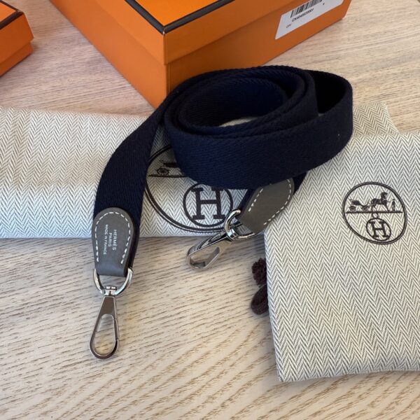 Hermes Taurillon Clemence Amazone Evelyne TPM Etoupe Bleu Indigo