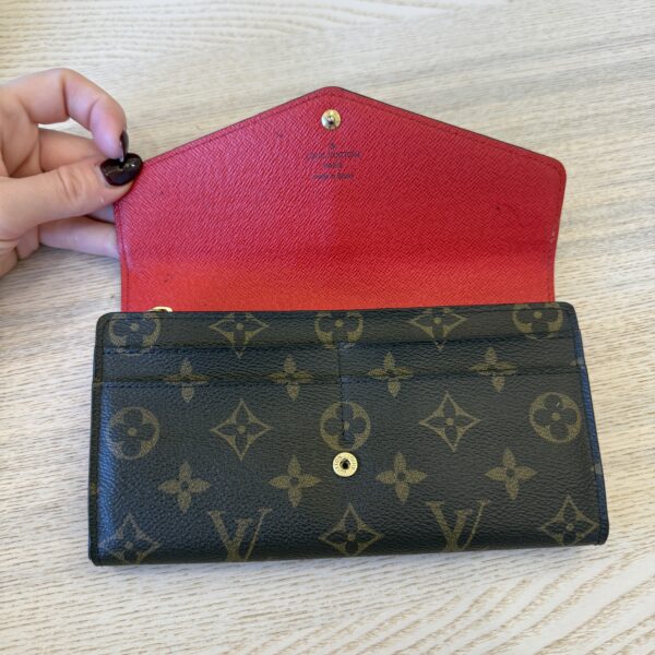 Louis Vuitton Monogram Sarah Wallet