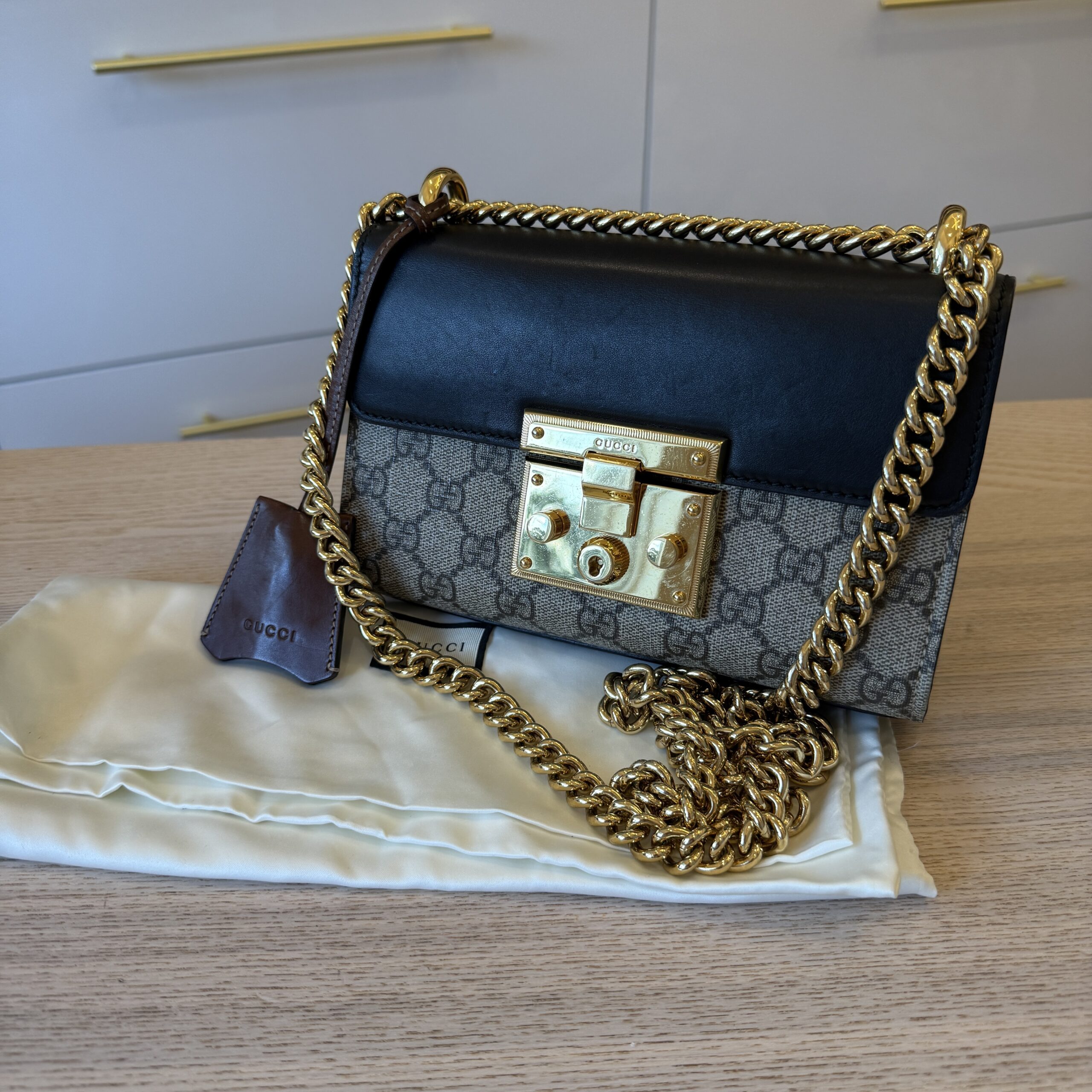 Gucci GG Supreme Monogram Calfskin Small Padlock Shoulder Bag Beige Black Cuir