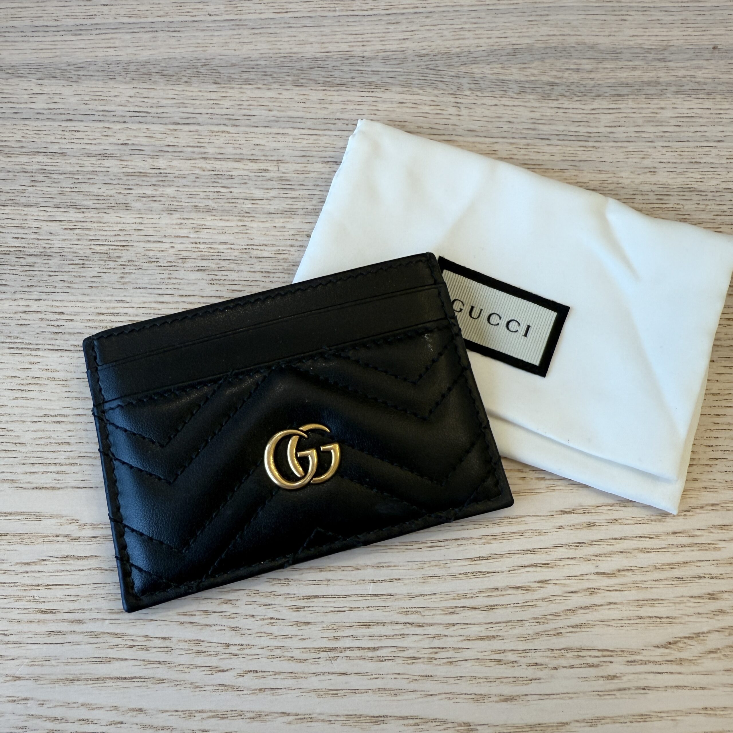 Gucci Calfskin Matelasse GG Marmont Card Holder Black