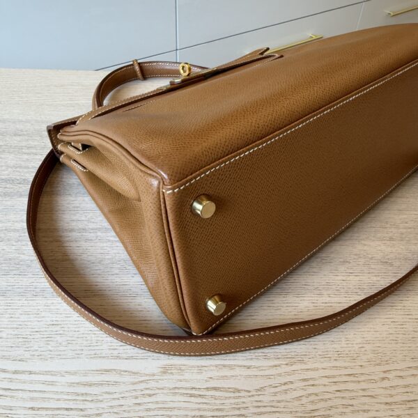 Hermes Kelly Handbag Gold Courchevel with Gold Hardware 28