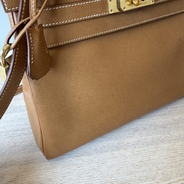 Hermes Kelly Handbag Gold Courchevel with Gold Hardware 28