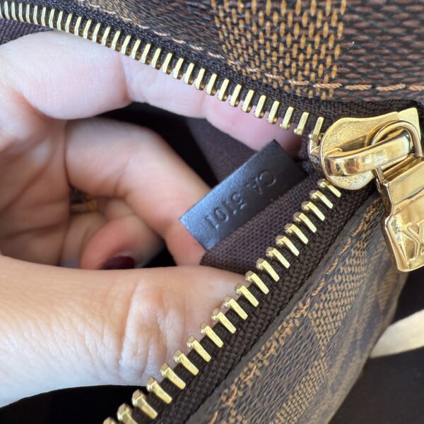 Louis Vuitton Brooklyn Handbag Damier MM