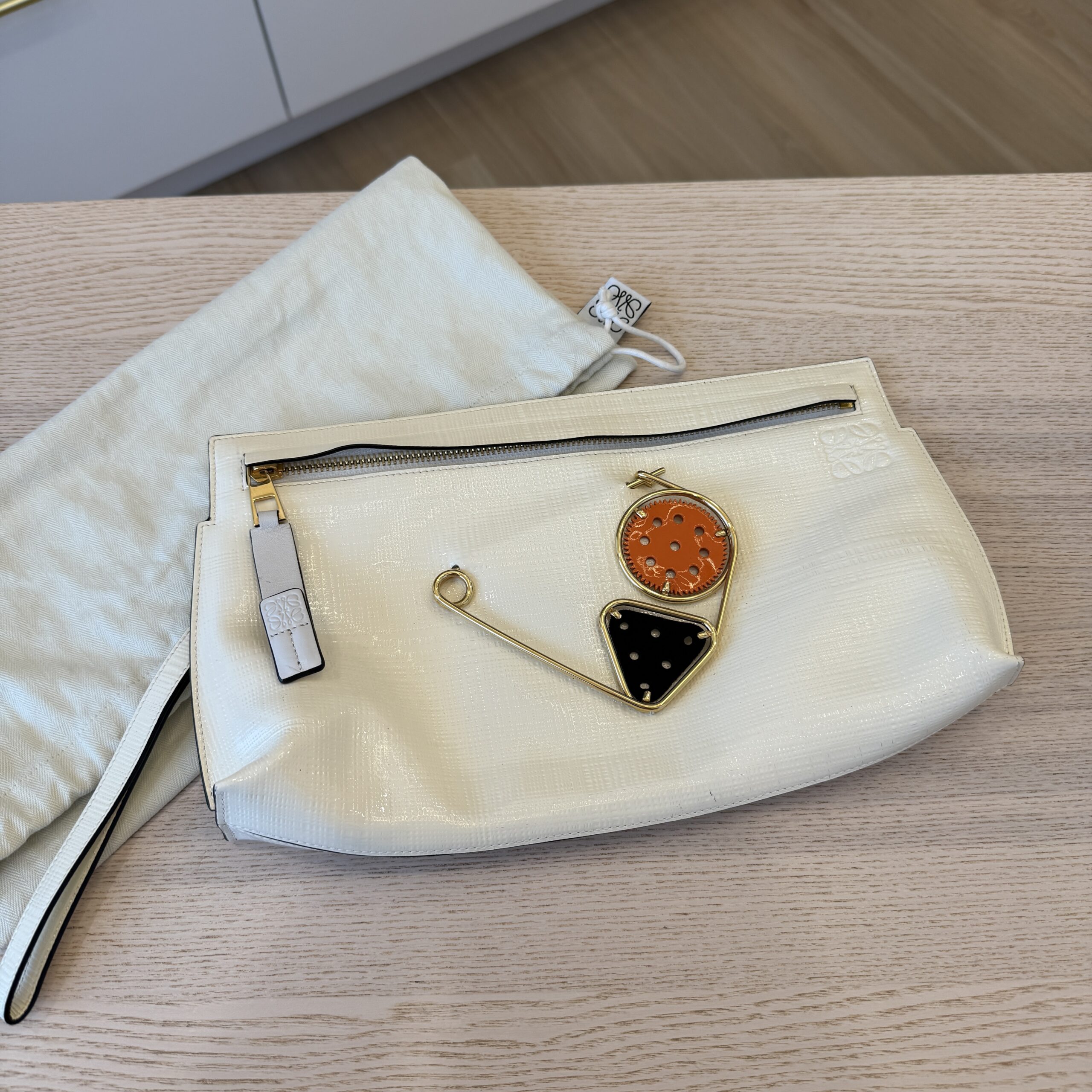 Loewe Geometic Clutch