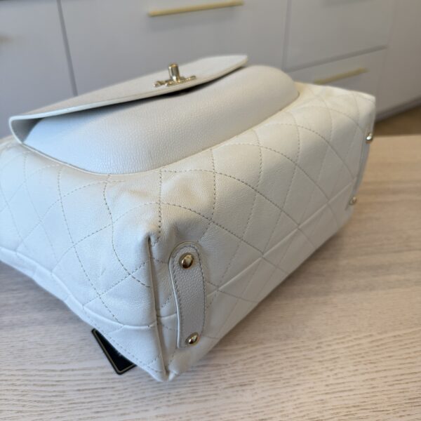 Chanel Caviar Off White Daily Round Tote