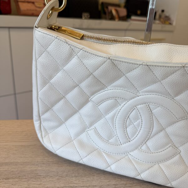 Chanel Vintage Timeless Caviar Shoulder Bag White GHW