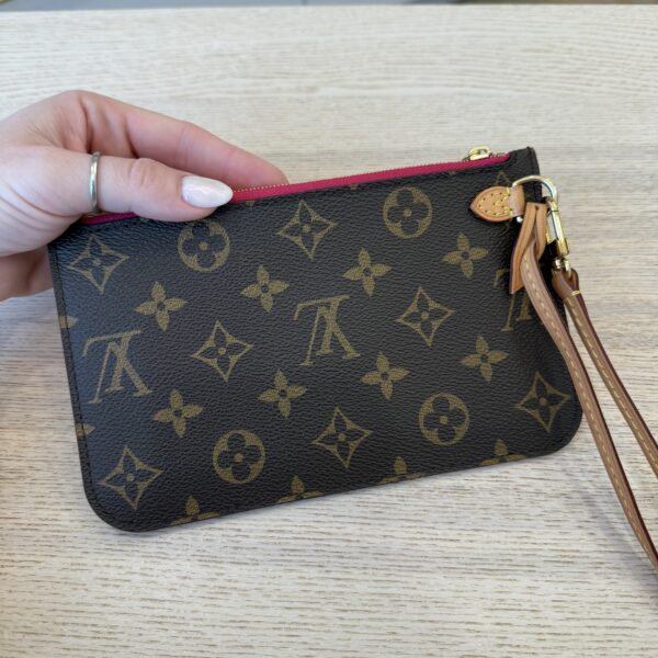 Louis Vuitton Monogram Neverfull PM Pochette Pivoine