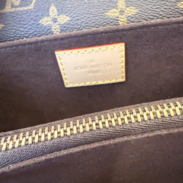 Louis Vuitton Monogram Pochette Métis East West