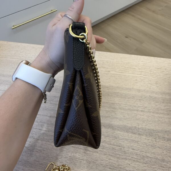 Louis Vuitton Monogram Pallas Clutch Black