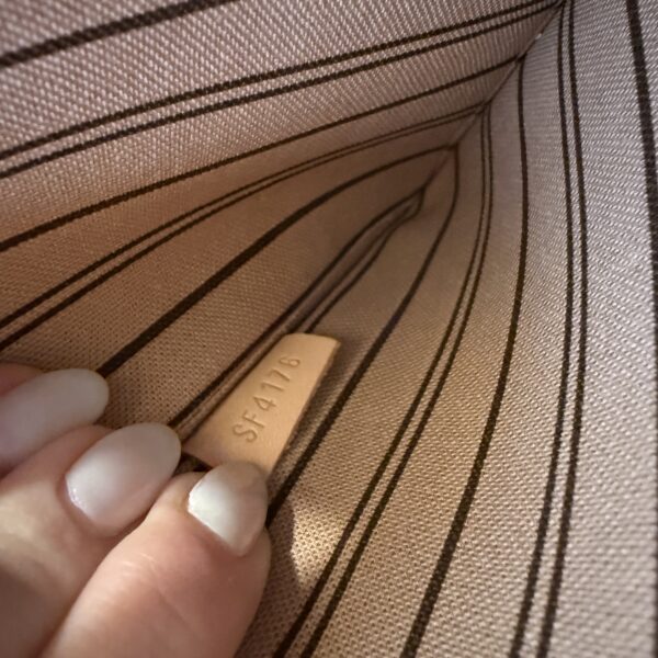 Louis Vuitton Monogram Neverfull MM Beige