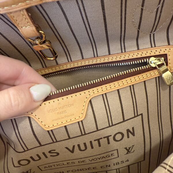 Louis Vuitton Monogram Neverfull MM Beige