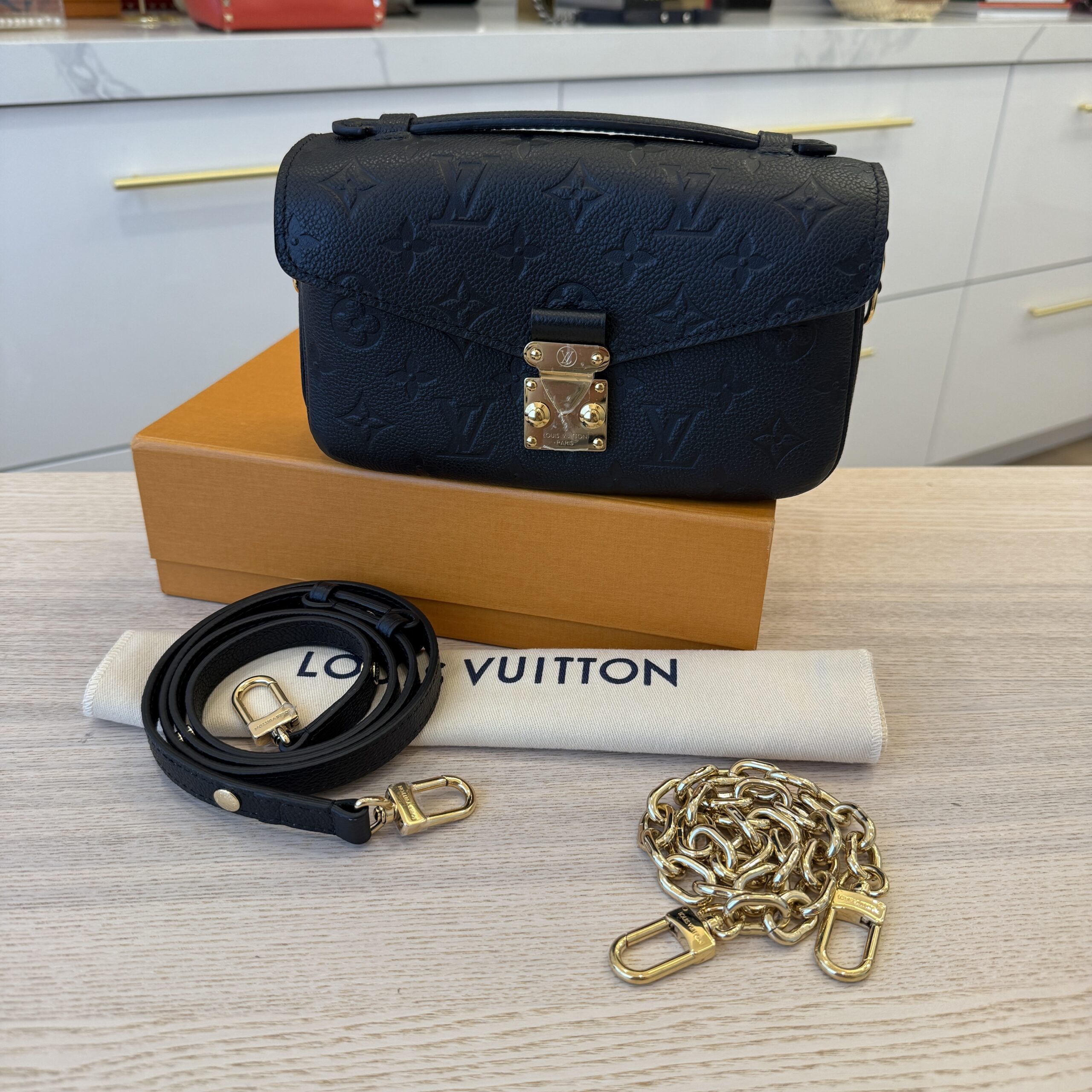 Louis Vuitton Monogram Empreinte Noir Pochette Métis East West