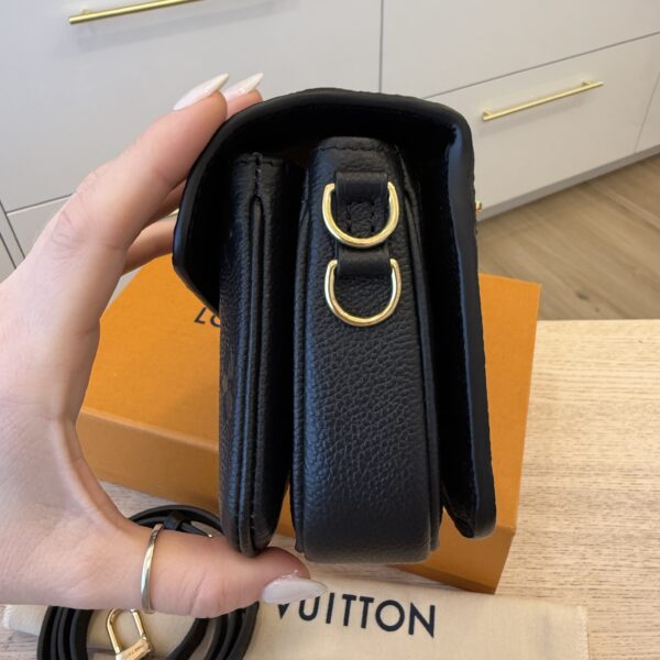 Louis Vuitton Monogram Empreinte Noir Pochette Métis East West