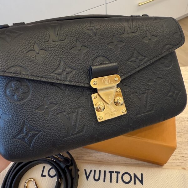 Louis Vuitton Monogram Empreinte Noir Pochette Métis East West